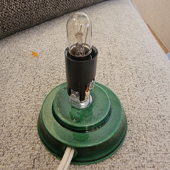 #Vintage 1970's #Ceramic Snow-Capped Mini #Christmas Tree 4.5" Tall - Picture 5 of 11